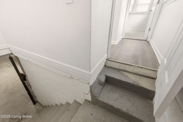 3668 Woodruff Ave, Louisville, KY 40215