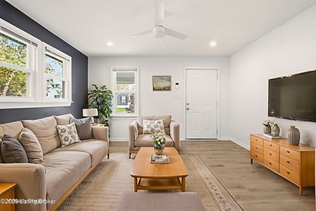 3668 Woodruff Ave, Louisville, KY 40215