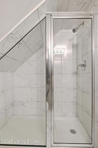 3668 Woodruff Ave, Louisville, KY 40215