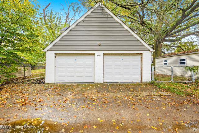 3668 Woodruff Ave, Louisville, KY 40215