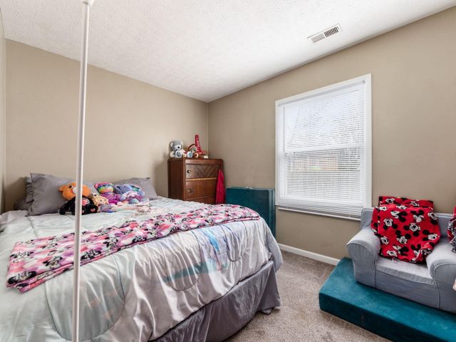 8715 Fairbrook Avenue, Galloway, OH 43119