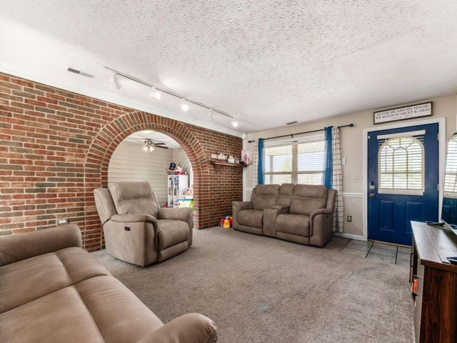 8715 Fairbrook Avenue, Galloway, OH 43119