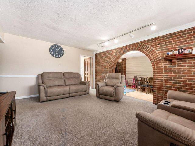 8715 Fairbrook Avenue, Galloway, OH 43119