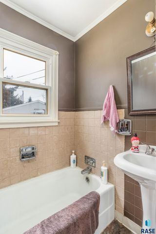 418 N Euclid Ave Avenue, Sioux Falls, SD 57104