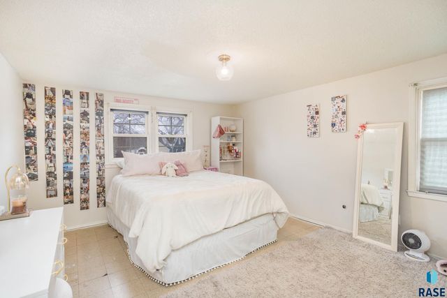 418 N Euclid Ave Avenue, Sioux Falls, SD 57104