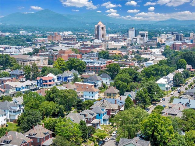 825 Day AVE, Roanoke, VA 24016