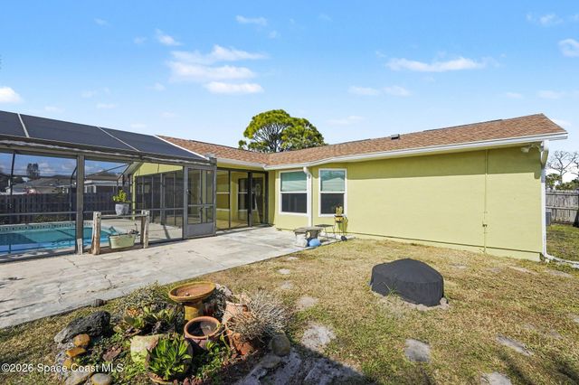 1820 Zaminder Street NW, Palm Bay, FL 32907