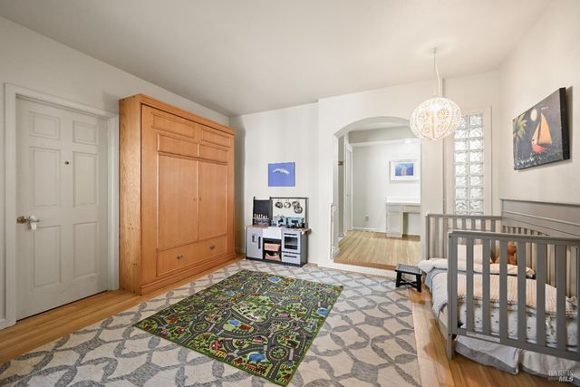 2111 Stonefield Ln, Santa Rosa, CA 95403