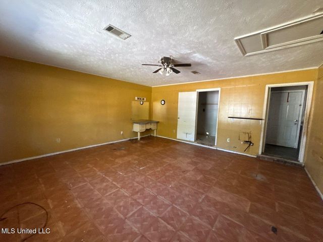 4867 Rosehaven Drive, Jackson, MS 39209