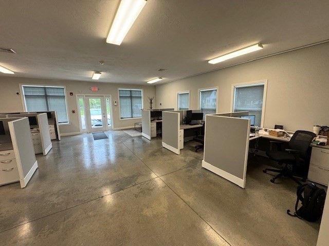 685 South E, Wrentham, MA 02093