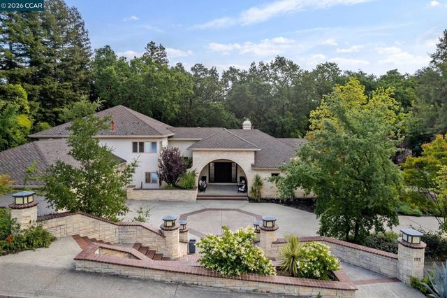 195 Stone Valley Way, Alamo, CA 94507