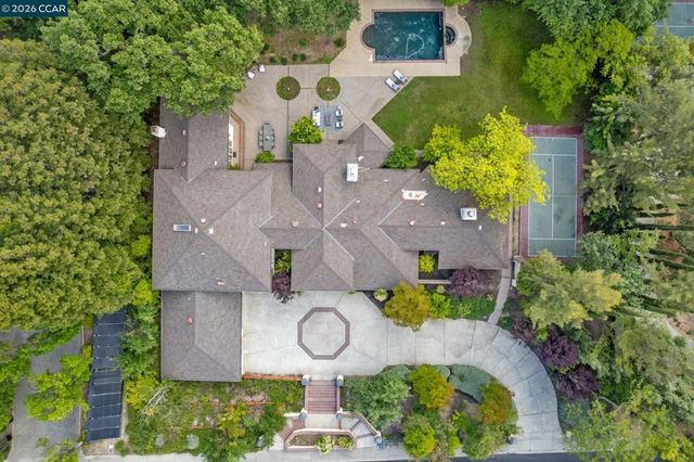 195 Stone Valley Way, Alamo, CA 94507