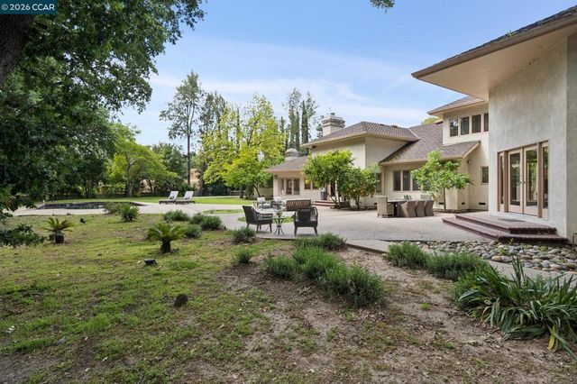 195 Stone Valley Way, Alamo, CA 94507