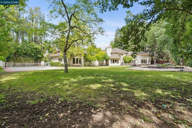 195 Stone Valley Way, Alamo, CA 94507