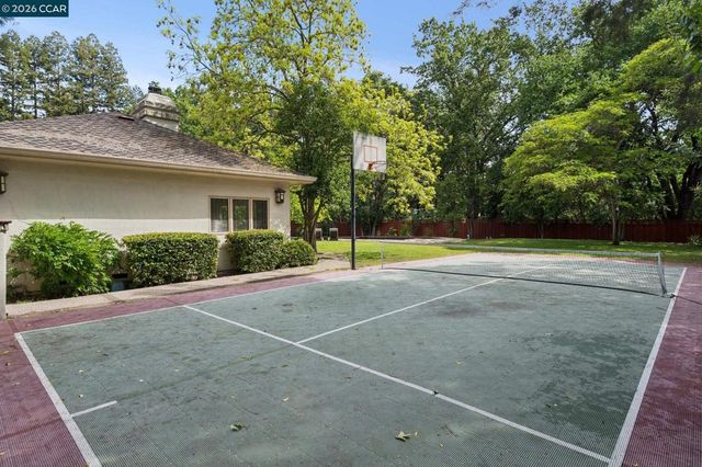 195 Stone Valley Way, Alamo, CA 94507