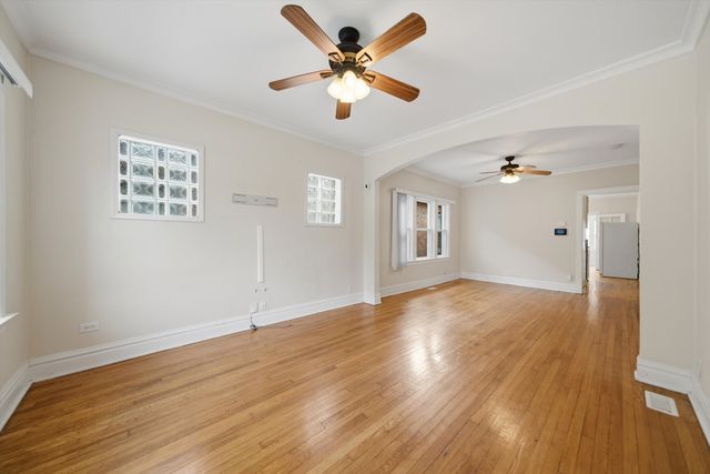 2240 Highland Avenue, Berwyn, IL 60402