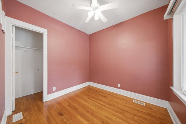 2240 Highland Avenue, Berwyn, IL 60402