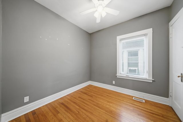 2240 Highland Avenue, Berwyn, IL 60402