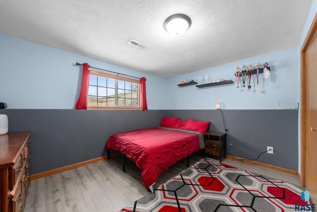 110 Atkins Dr Drive, Tea, SD 57064