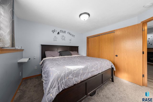 110 Atkins Dr Drive, Tea, SD 57064