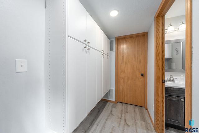 110 Atkins Dr Drive, Tea, SD 57064