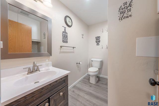 110 Atkins Dr Drive, Tea, SD 57064