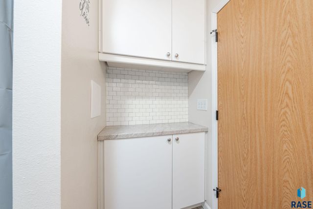 110 Atkins Dr Drive, Tea, SD 57064