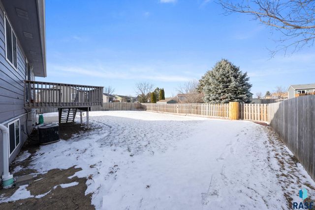 110 Atkins Dr Drive, Tea, SD 57064