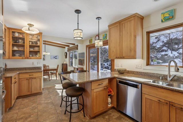 231 Du Rose Terrace, Madison, WI 53705