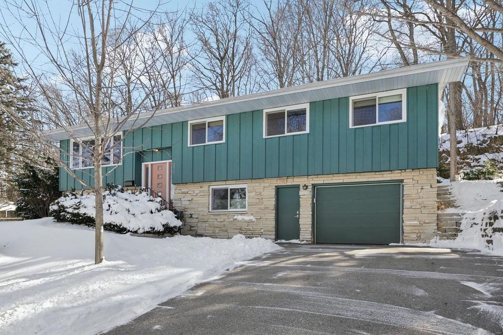 231 Du Rose Terrace, Madison, WI 53705