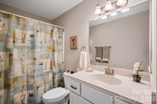 57 Parrot Road, Candler, NC 28715