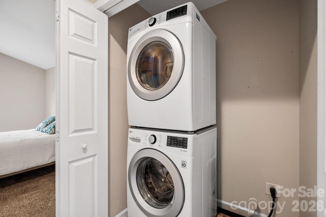 57 Parrot Road, Candler, NC 28715