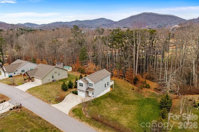 57 Parrot Road, Candler, NC 28715