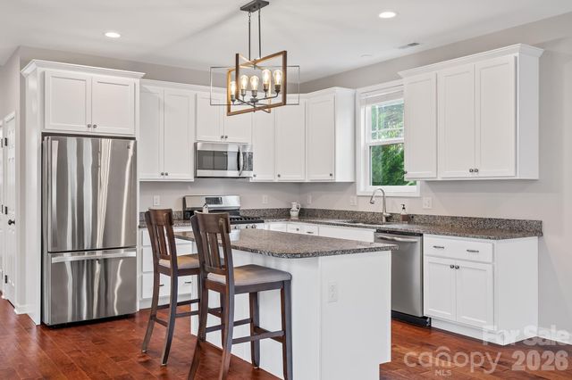 57 Parrot Road, Candler, NC 28715