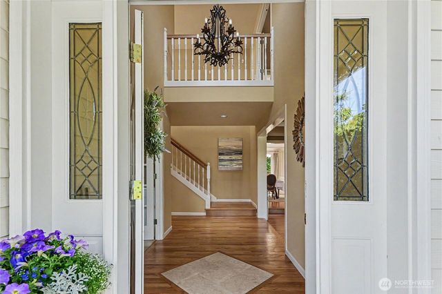 18055 NW Varese Court, Issaquah, WA 98027