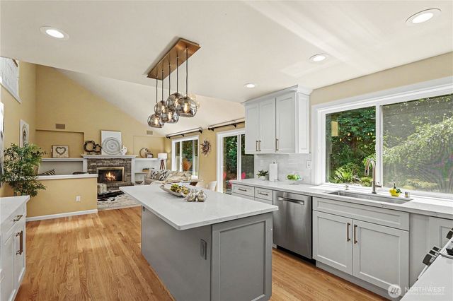 18055 NW Varese Court, Issaquah, WA 98027