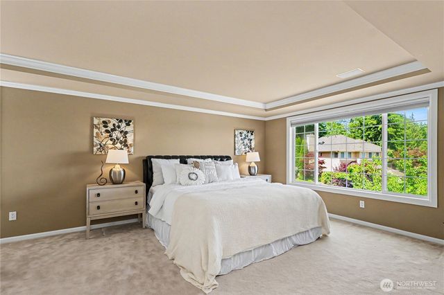 18055 NW Varese Court, Issaquah, WA 98027