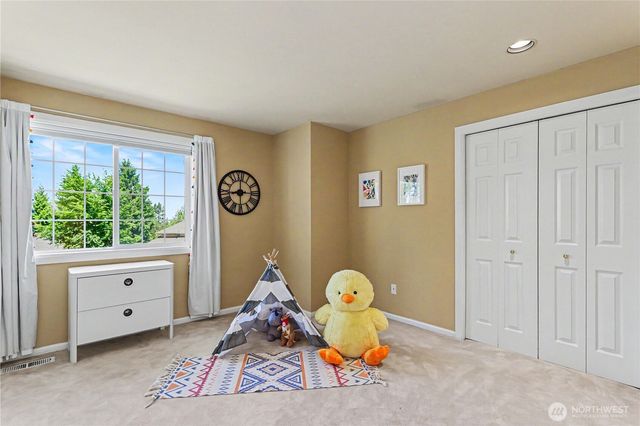 18055 NW Varese Court, Issaquah, WA 98027