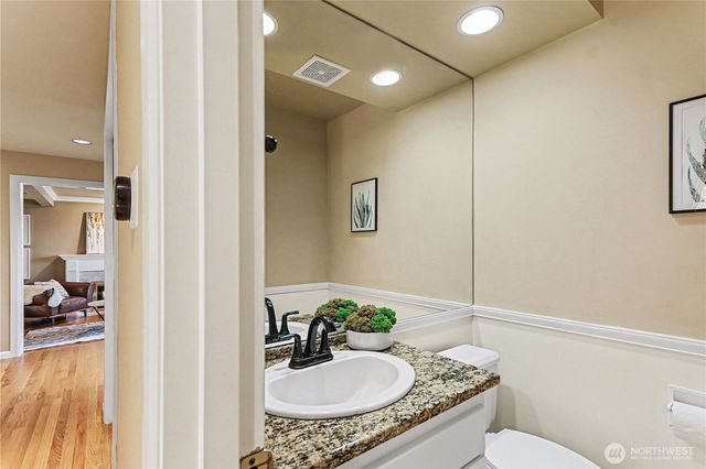 18055 NW Varese Court, Issaquah, WA 98027