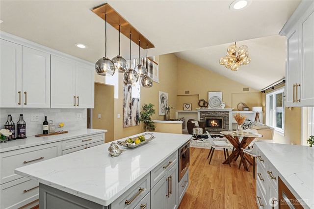 18055 NW Varese Court, Issaquah, WA 98027