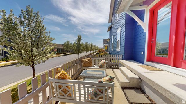 10622 S BEACH COMBER WAY, South Jordan, UT 84009