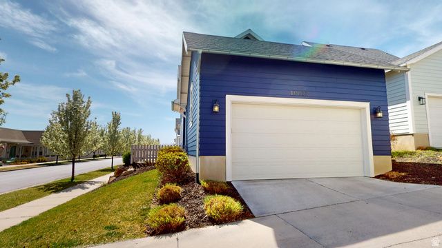 10622 S BEACH COMBER WAY, South Jordan, UT 84009