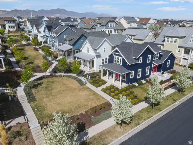 10622 S BEACH COMBER WAY, South Jordan, UT 84009