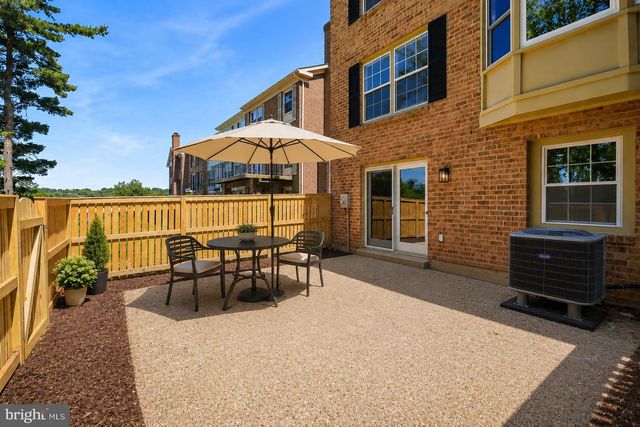 19701 GREENSIDE TER, Gaithersburg, MD 20886
