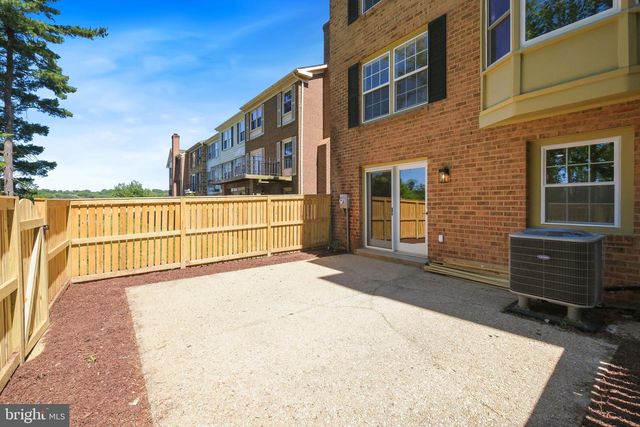 19701 GREENSIDE TER, Gaithersburg, MD 20886