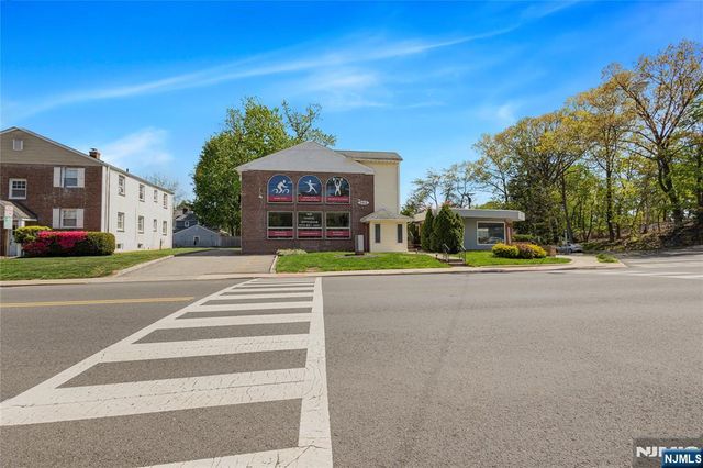 582 Franklin Avenue, Nutley, NJ 07110