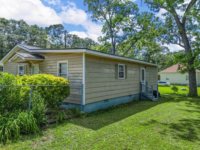 112 Allison Street, Cowpens, SC 29330