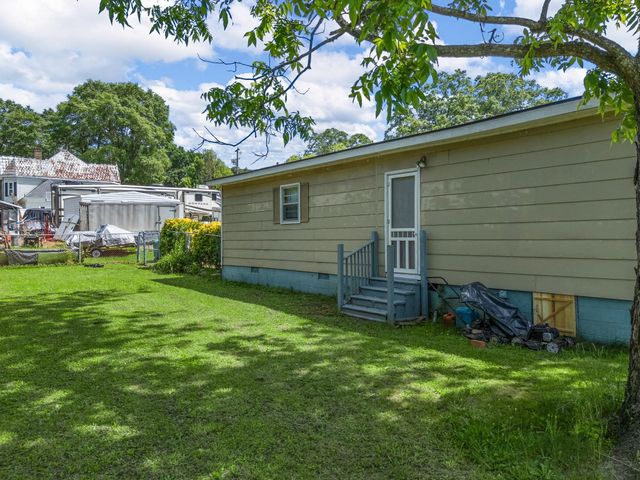 112 Allison Street, Cowpens, SC 29330