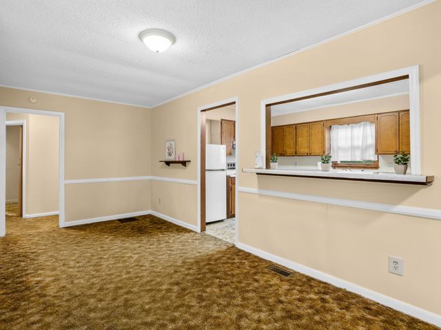 112 Allison Street, Cowpens, SC 29330