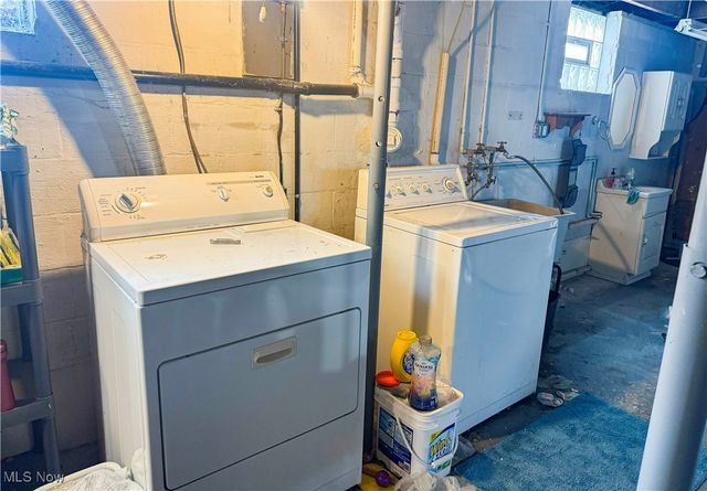 2024 Lisbon Street, East Liverpool, OH 43920